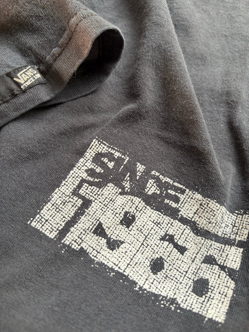 00s "VANS" Square Box Logo & Back Sleeve Graphic Tee - Size L