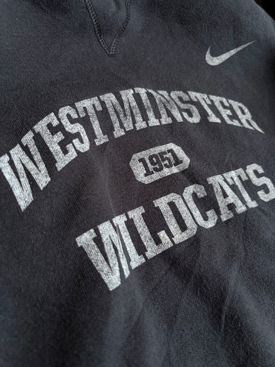10s Nike "Westminster Wildcats" College Graphic Sweatshirt - Size L