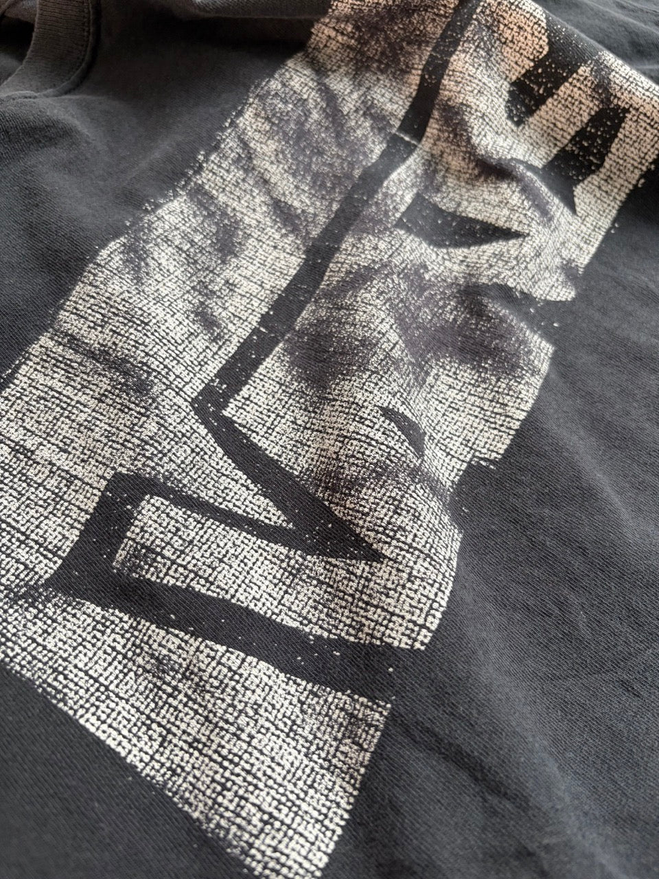 00s "VANS" Square Box Logo & Back Sleeve Graphic Tee - Size L