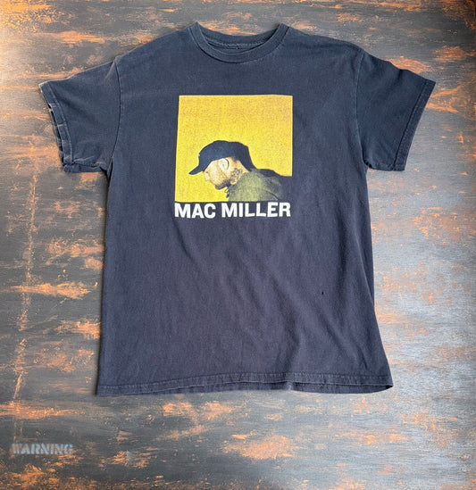 2010s "MAC MILLER Yellow Portrait" Graphic Tee - Size M