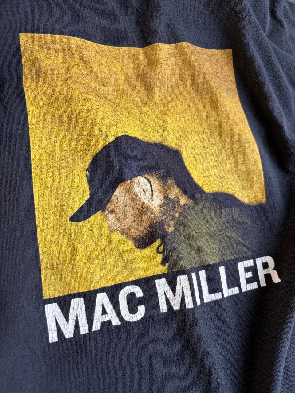 2010s "MAC MILLER Yellow Portrait" Graphic Tee - Size M